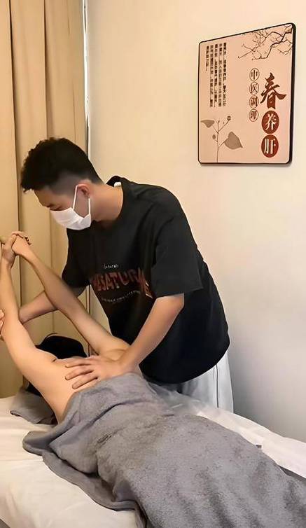 伦理片影院的相关介绍