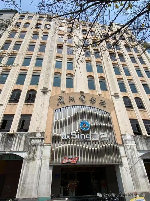 51精品少妇人妻的相关介绍