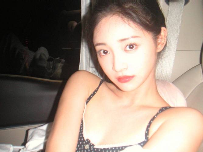 美女被各种姿势操舒服的相关介绍