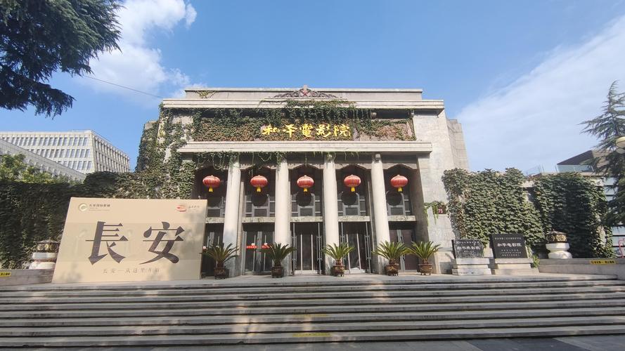 亚洲少妇xxii的相关介绍