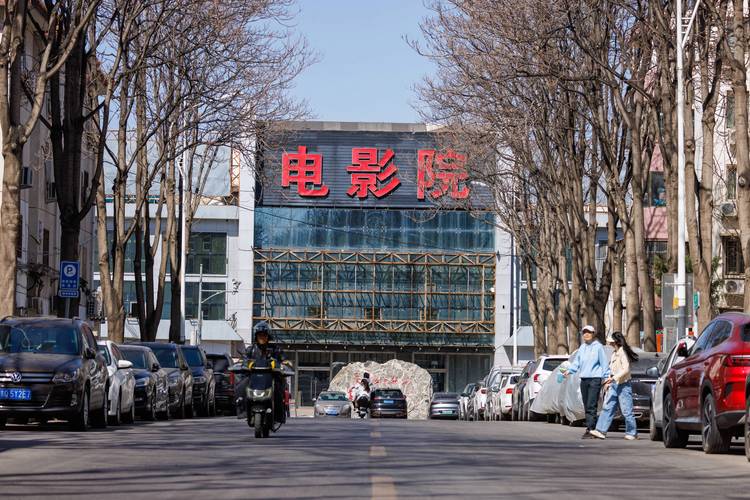 av男人天堂久久的相关介绍