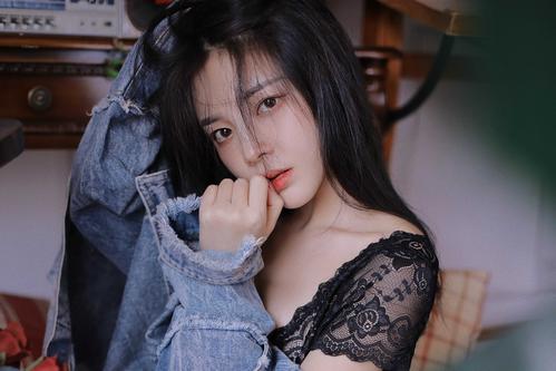 女性下体有黄色鼻涕一样的分泌物的相关介绍