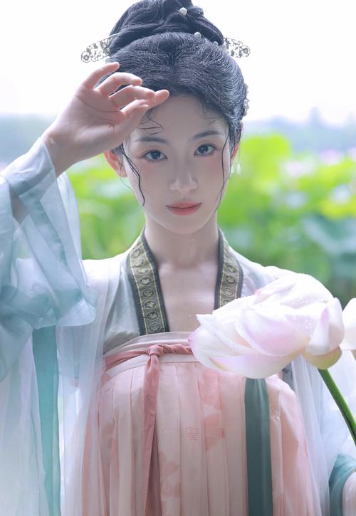 高清丝袜毛片的相关介绍