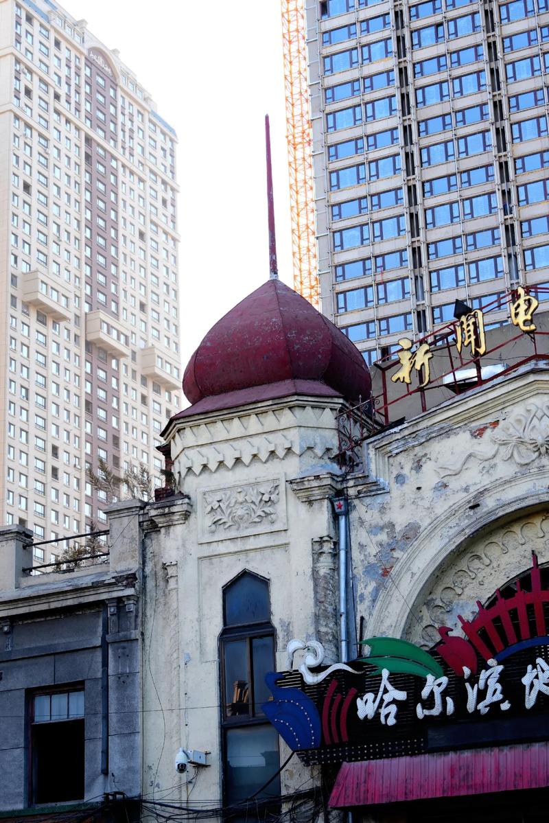 浮力影院1限制第一页的相关介绍