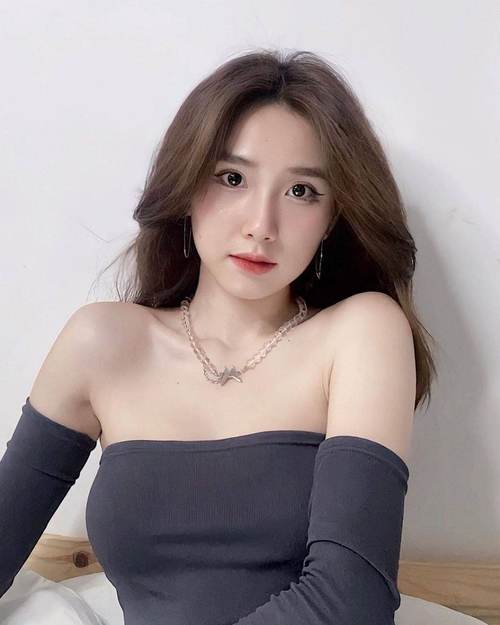 欧美美女动态图久久的相关介绍