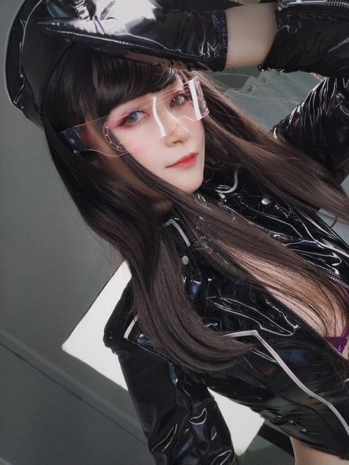 人妻少妇一级在线的相关介绍