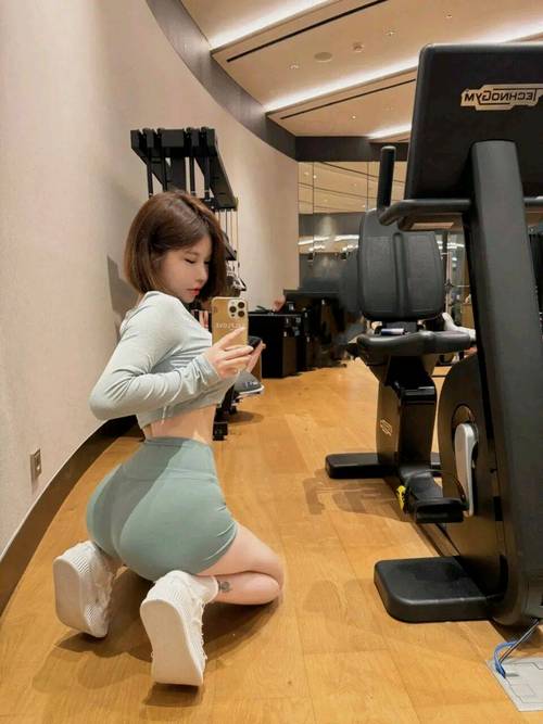我操老师的逼的相关介绍
