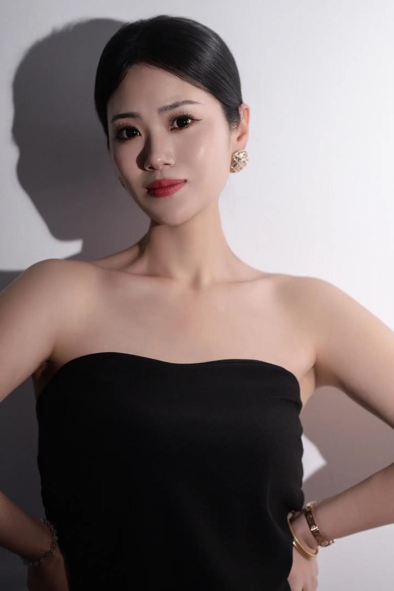 久久精品99久久久的相关介绍
