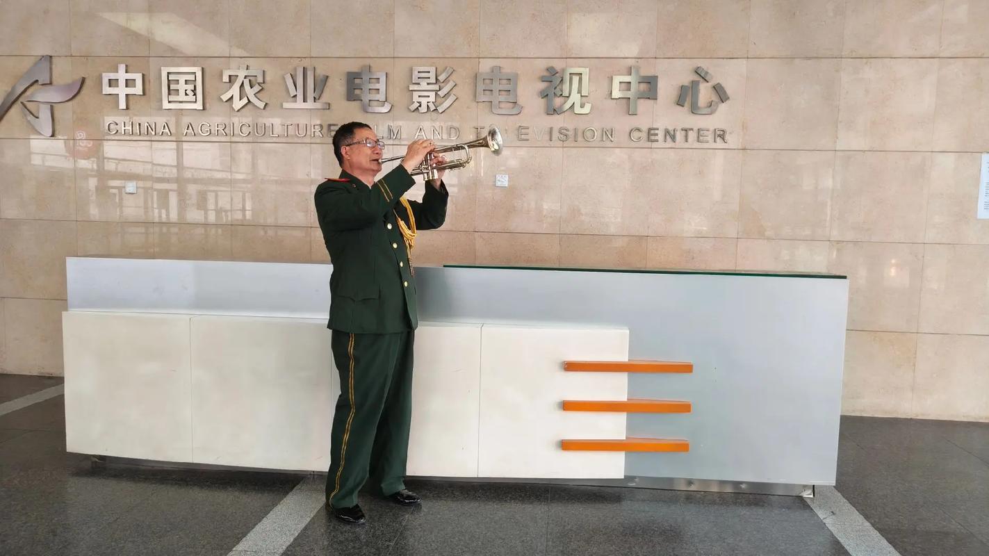 蜂鸟影院高清免费观看的相关介绍