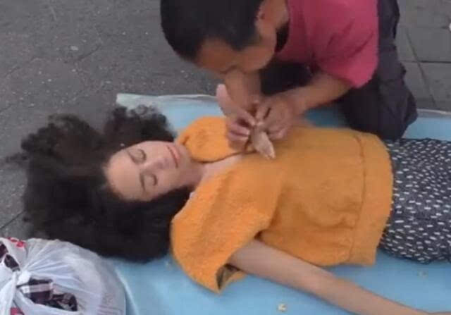 成人影院的在线的相关介绍