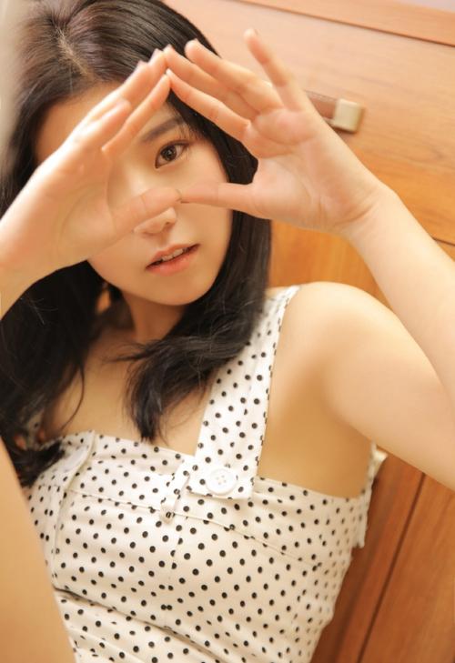我操美女老师视频的相关介绍