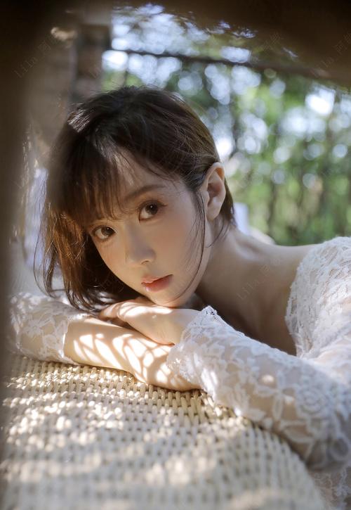 中文字幕av人妻少妇一区二区的相关介绍