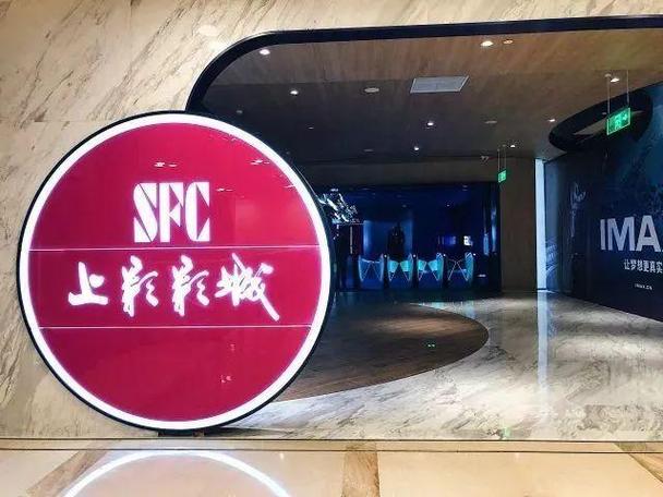 操美女白的相关介绍